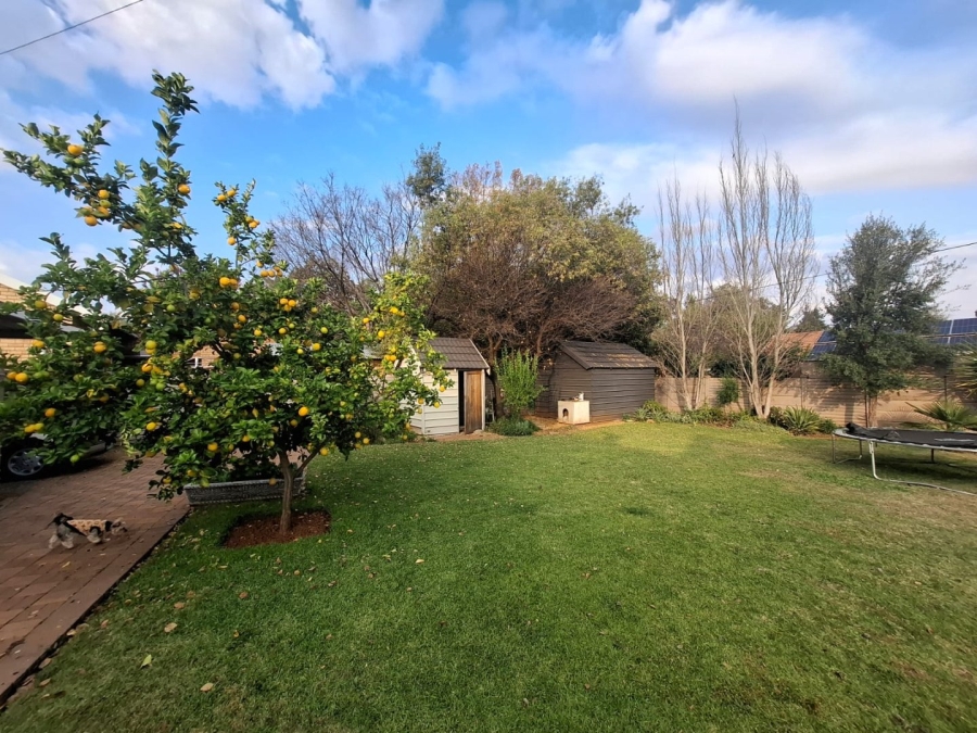 4 Bedroom Property for Sale in Pellissier Free State